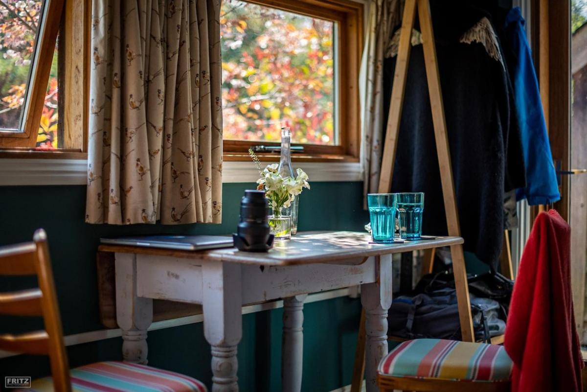 The Tool Shed Nestled In Idyllic Countryside Linchmere Exterior foto